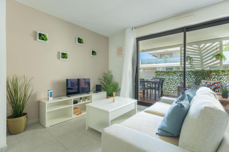 Plage à 20 m - Grande terrasse - Parking privé - image 30