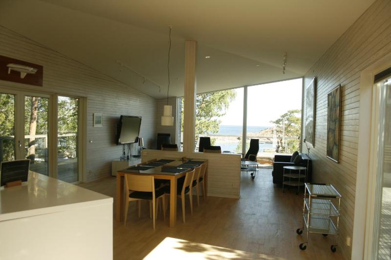 Two-Bedroom Villa image 3