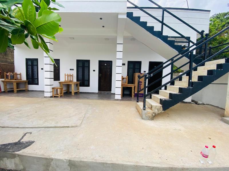 NRT Beach Hotel - image 5
