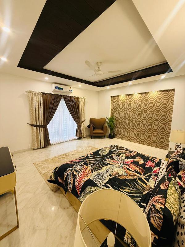 Experience Comfort and Class Modern 3 Bed First Floor in DHA Phase 4 Lahore - image 10