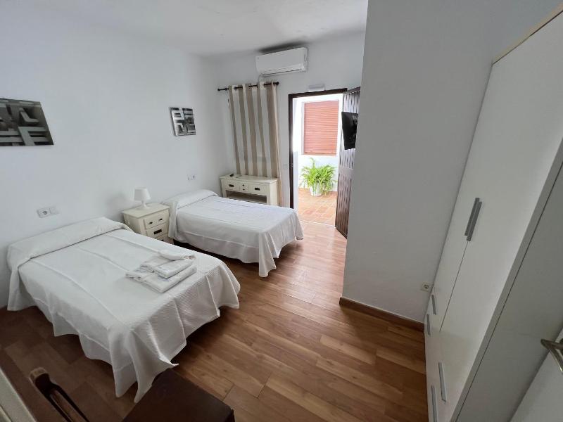 Hostal Rios - image 21