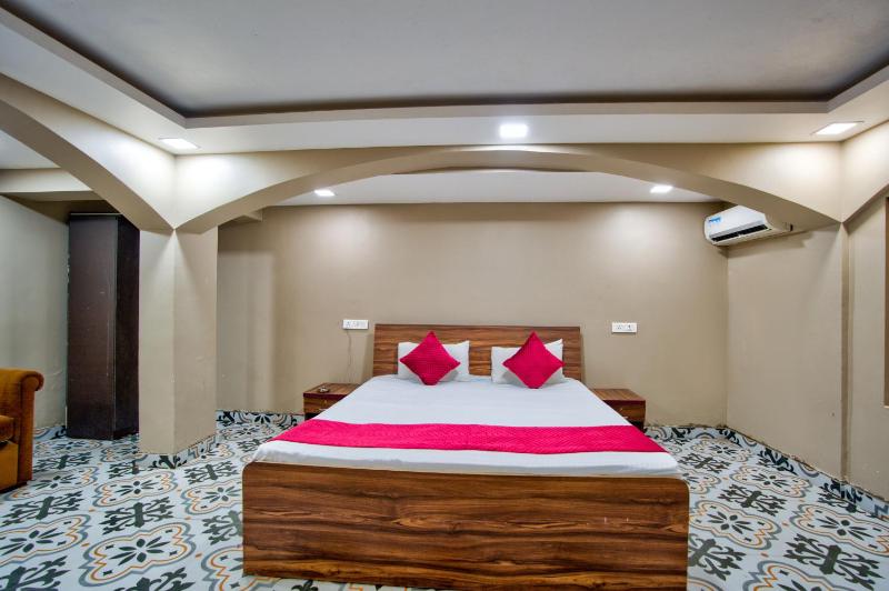 Aveeno Resort with Swimming Pool and Jacuzzi Near Calangute and Baga - image 46