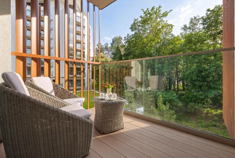 Przytulne Apartamenty Blisko Plaży z Parkingiem by Noclegi Renters - image 14