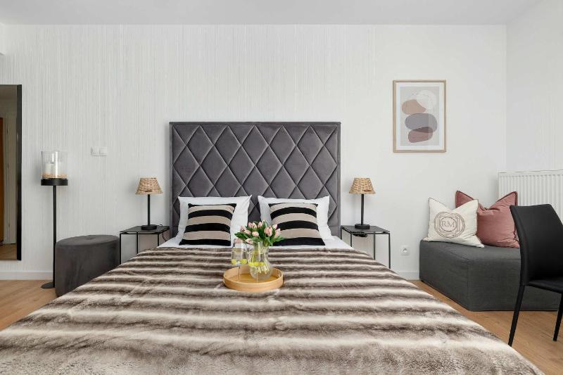 Przytulne Apartamenty Blisko Plaży z Parkingiem by Noclegi Renters - image 29