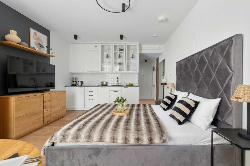 Przytulne Apartamenty Blisko Plaży z Parkingiem by Noclegi Renters - image 28