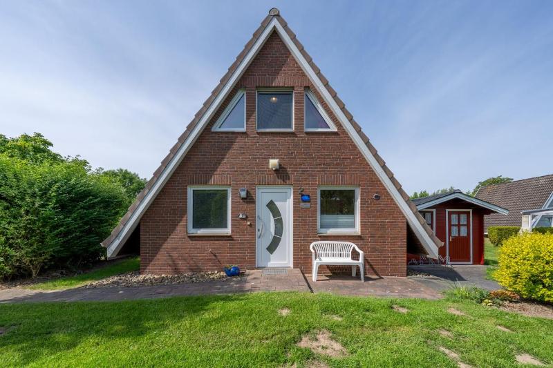Ferienhaus Rotersand 02 - image 1