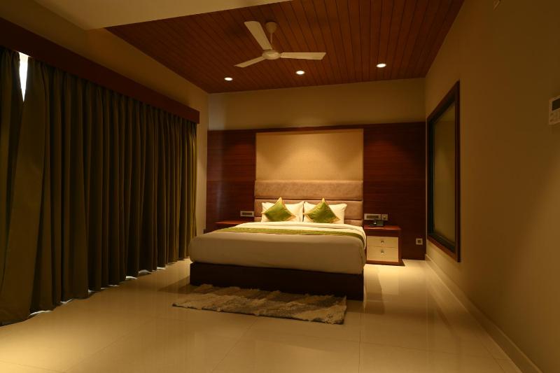 Luxo Wayanad - image 9