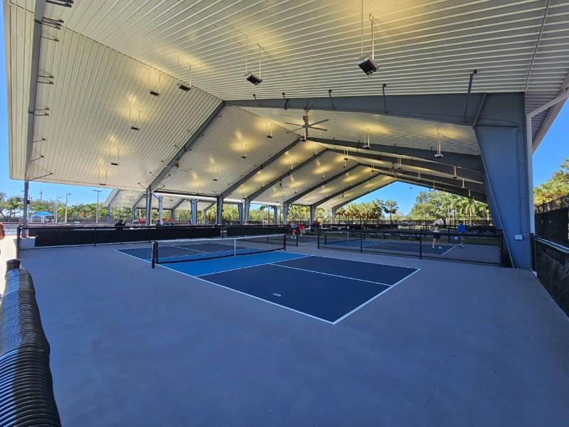 10 Min to Anna Maria Island Near IMG Parkside - image 21