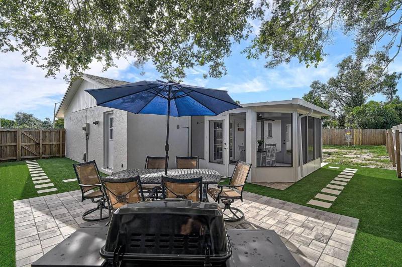 10 Min to Anna Maria Island Near IMG Parkside - image 18