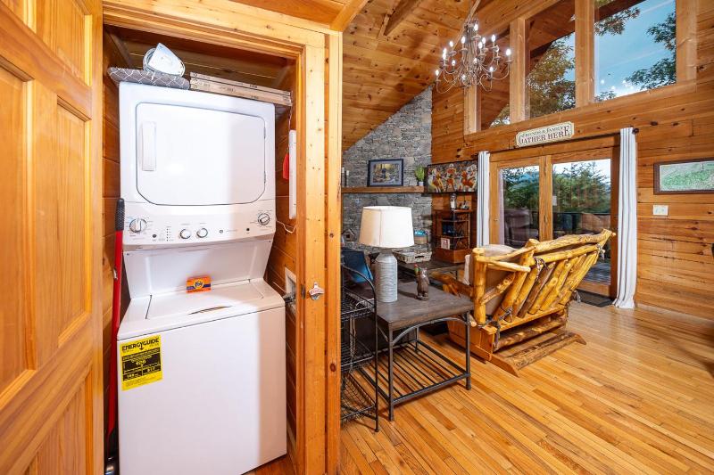 Horseshoe Hideaway - image 48