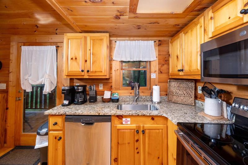 Horseshoe Hideaway - image 46