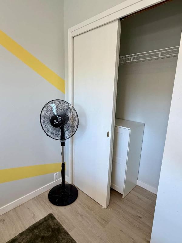 Modern Cozy 2 BR Retreat Near DT & CTrain - image 10