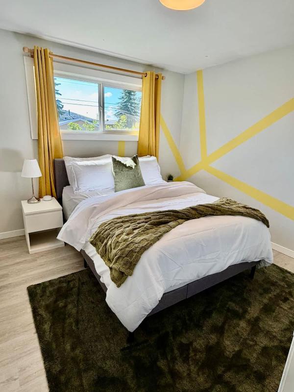 Modern Cozy 2 BR Retreat Near DT & CTrain - image 7