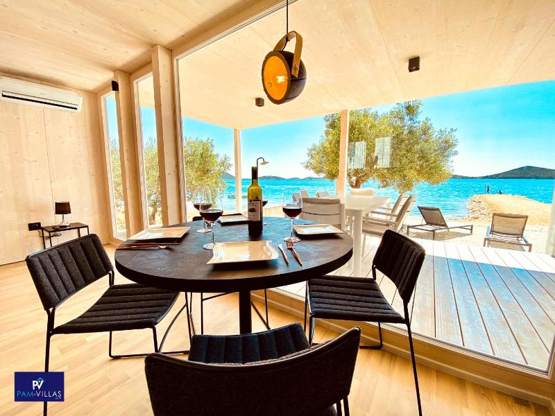 BUQEZ ECO RESORT - Beach Villa 28 - Directly by beach - image 6