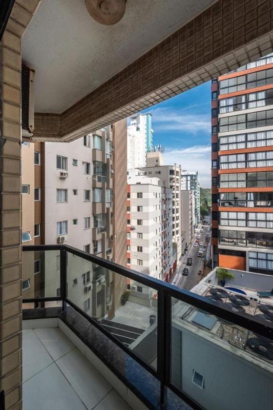 Modernidade na Barra Sul com Vista pro Mar - image 12