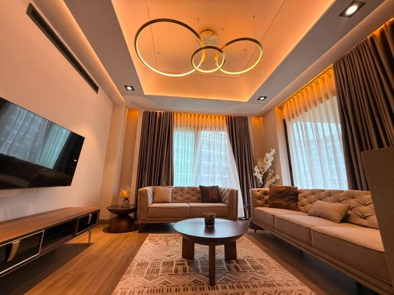 Luxury 1-Bedroom Apartment in Cantonments - image 16