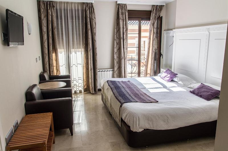 Hotel Sevilla - image 12
