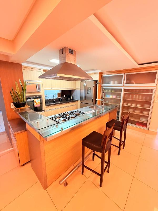 Penthouse 500m² • Av. Atlântica • Frente Mar e Spa - image 6