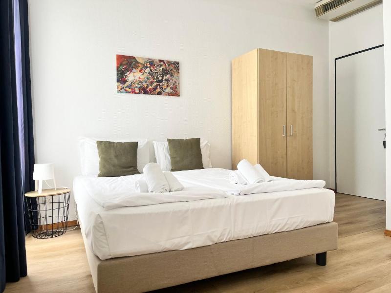 GuestHouse Lugano Studio Apartments by LR - image 50