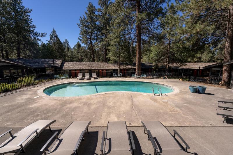Trailhead Lodge - image 7