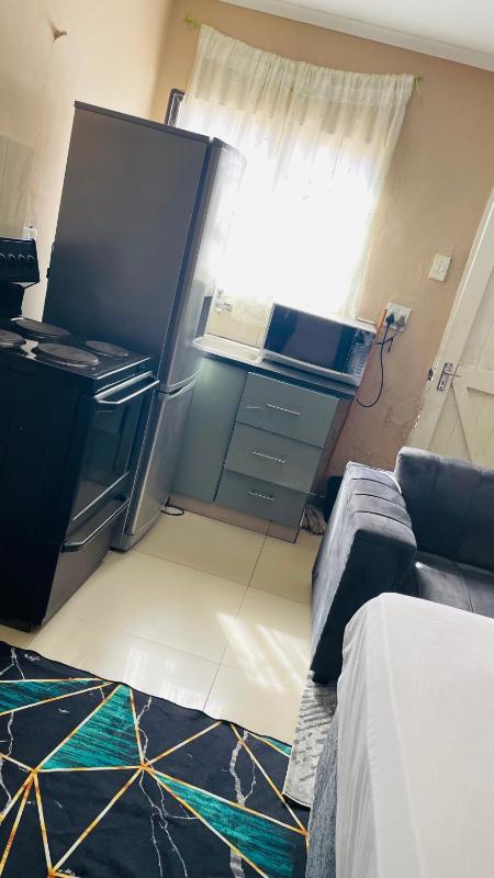 Umthombo guest house - image 2