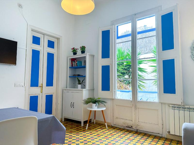 Gaudi Apartment by Hello Homes Sitges - image 3