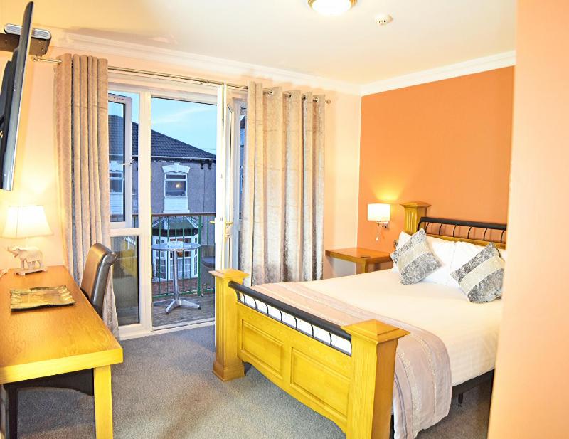 Executive Double Room image 1