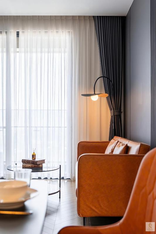 Lumière Signature Luxury Residence with Panoramic City Views - image 10