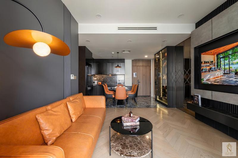 Lumière Signature Luxury Residence with Panoramic City Views - image 4