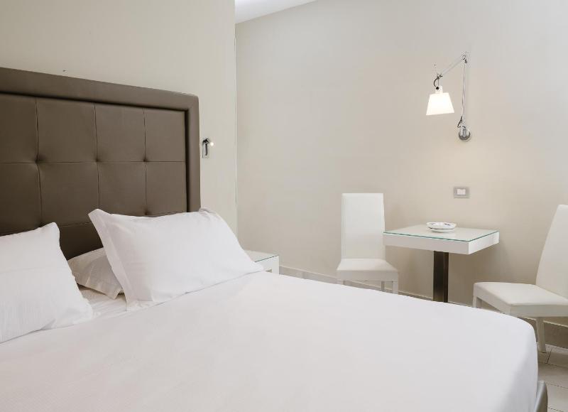 Reginaldo Boutique Rooms Sorrento-Adult only - image 14