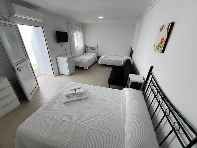 Hostal Rios - image 12