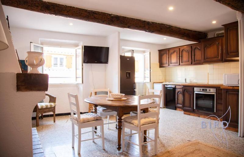 Beautiful authentic apartment in the heart of old Antibes - image 15