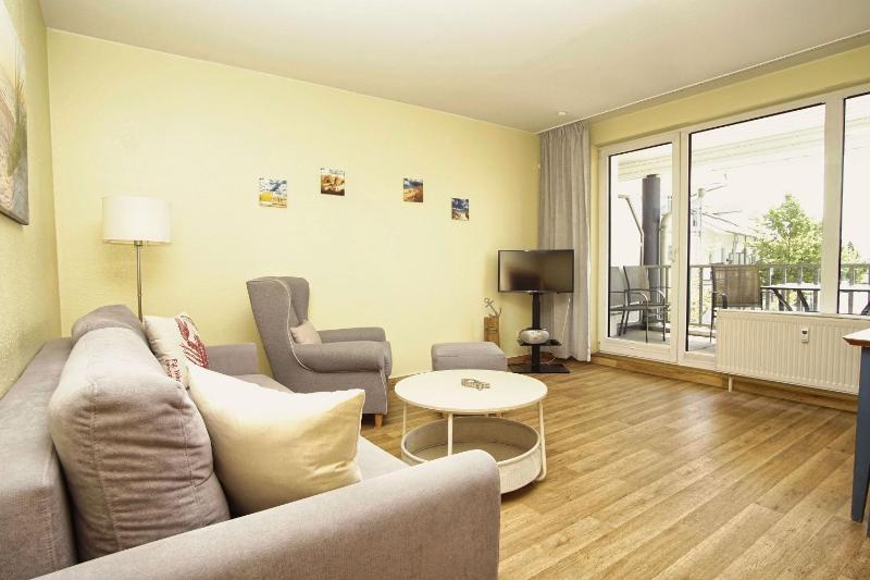 Haus Rügen Ferienwohnung 08 mit Sauna- und Schwimmbadnutzung im AHOI Sellin - image 24