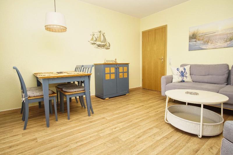 Haus Rügen Ferienwohnung 08 mit Sauna- und Schwimmbadnutzung im AHOI Sellin - image 14