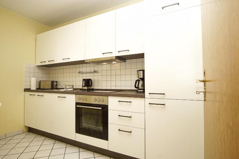 Haus Rügen Ferienwohnung 08 mit Sauna- und Schwimmbadnutzung im AHOI Sellin - image 26