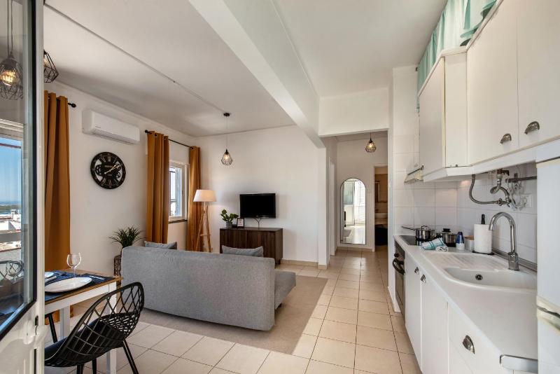 Blue Sky Apartment - image 18