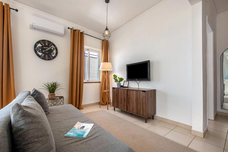 Blue Sky Apartment - image 27