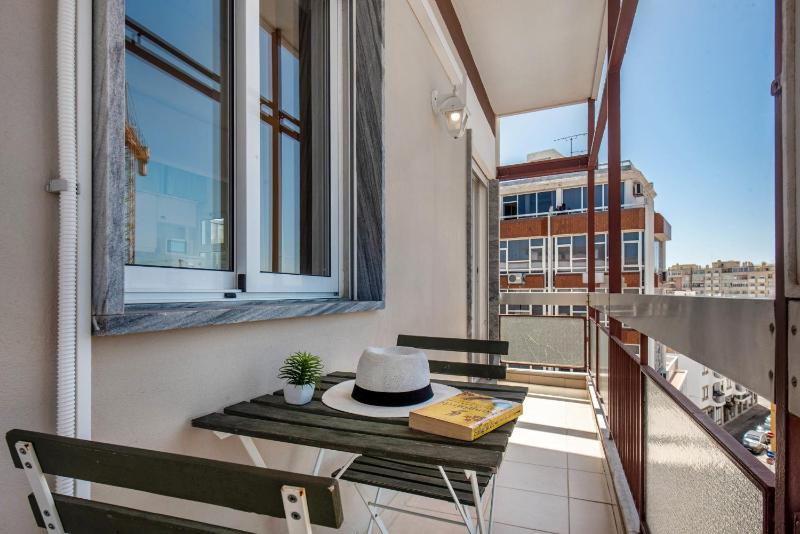 Blue Sky Apartment - image 9