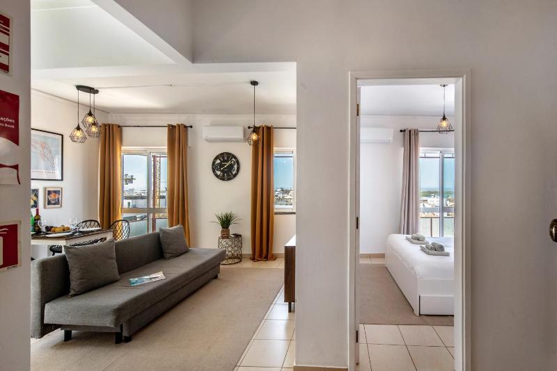 Blue Sky Apartment - image 13
