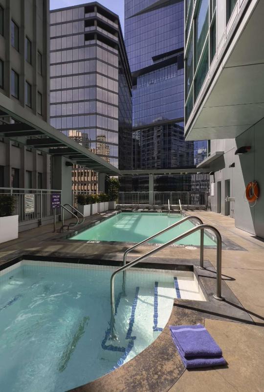 COAST COAL HARBOUR HOTEL by APA - image 11
