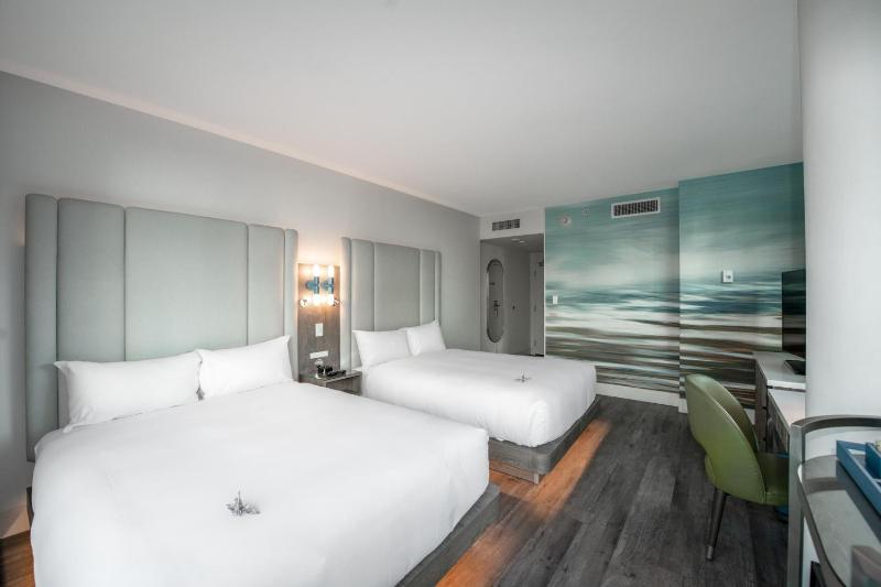COAST COAL HARBOUR HOTEL by APA - image 8
