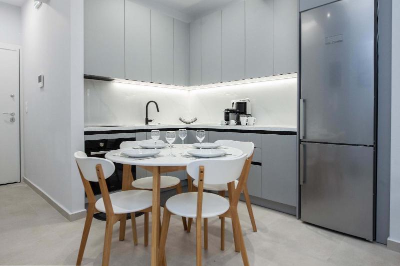 Exclusive 1 Bd Residence in Koukaki Athens - image 8