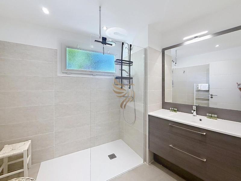 Instant Azur plage a pied clim garage - image 19