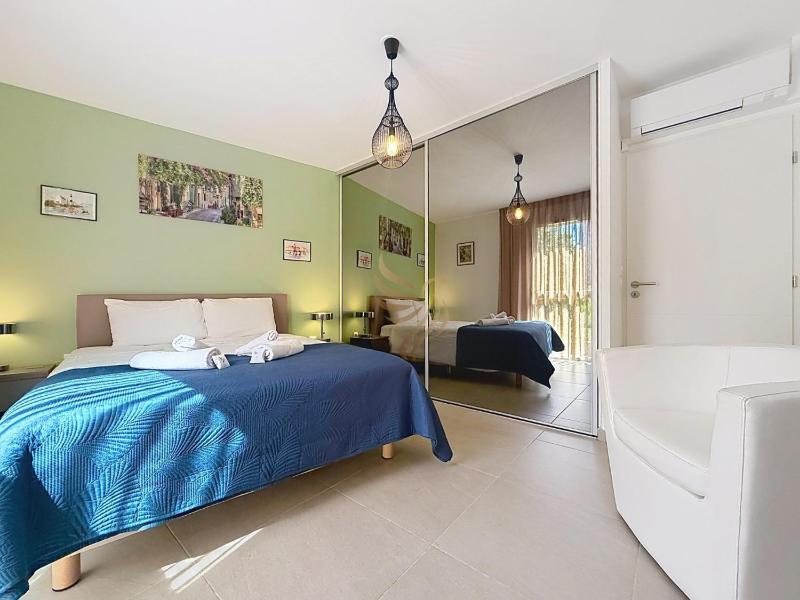 Instant Azur plage a pied clim garage - image 4
