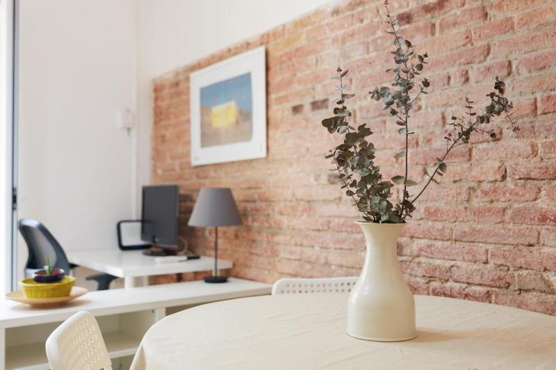 ApartEasy - Gracia Market 2bedroom with balcony - image 6