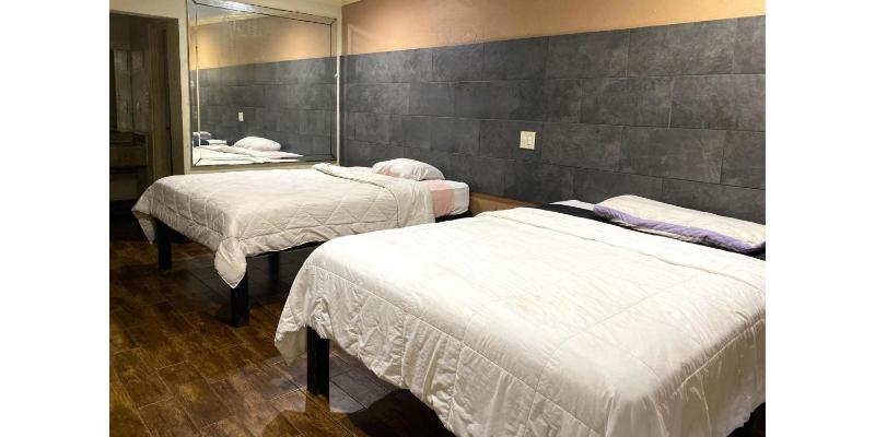 Regency Inn Houston near Hobby Airport - image 26