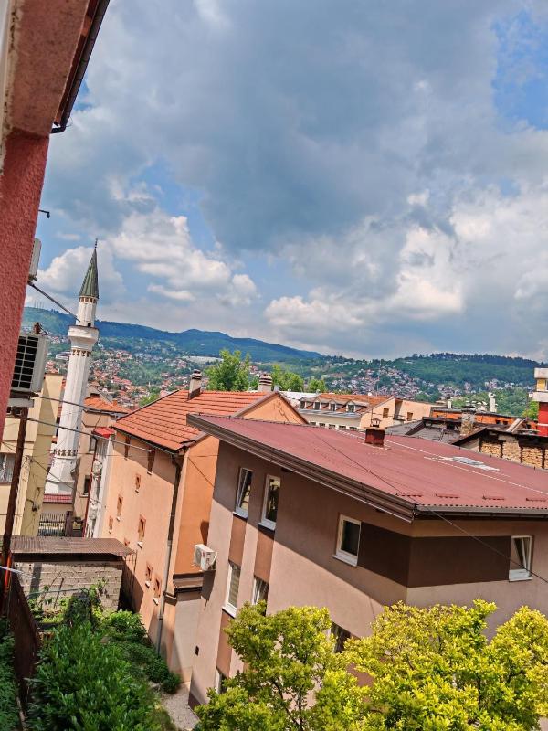 Apartment HEART OF SARAJEVOold town-free parking - image 6