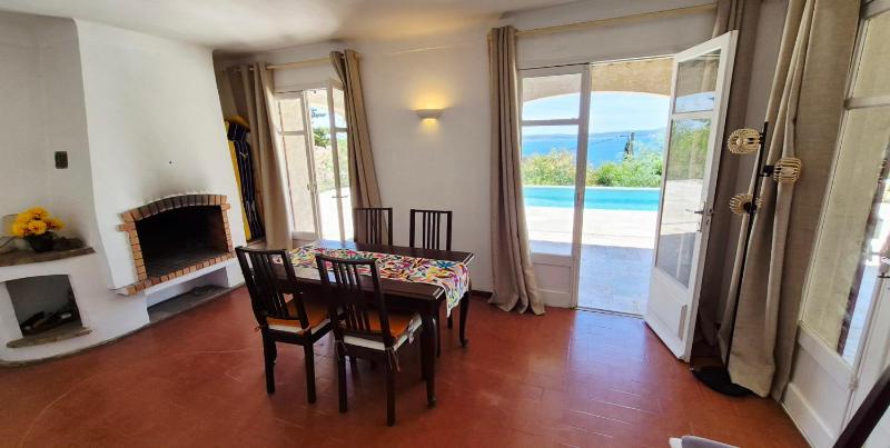 House with pool and garden in Les Issambres - image 1
