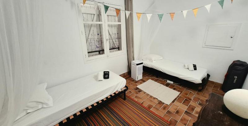 House with pool and garden in Les Issambres - image 12