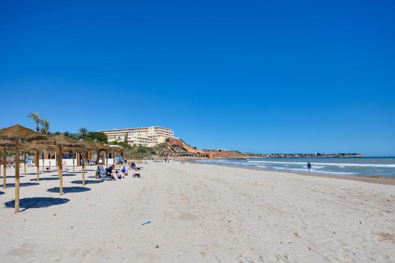 Victoria Playa - image 3